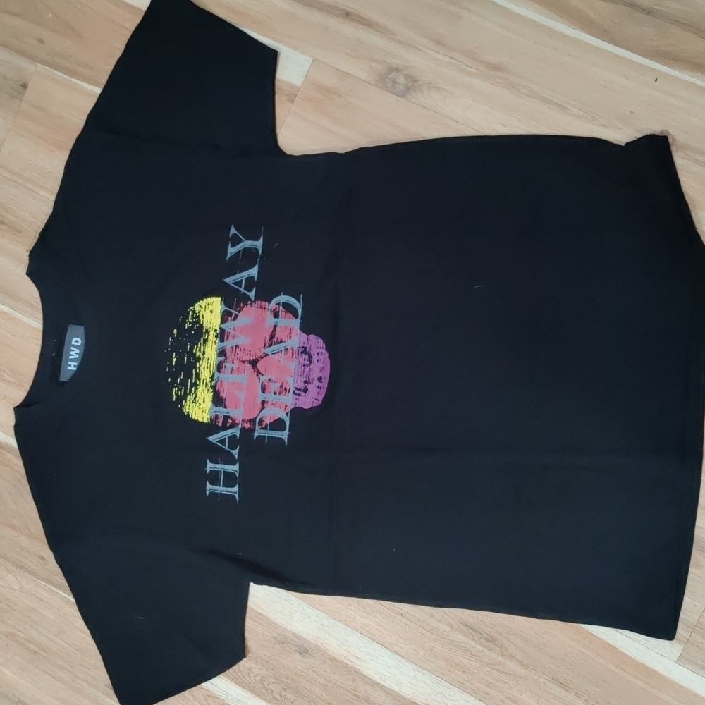 Men's halfway dead t shirt